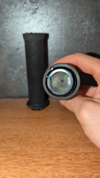 Puños ODI grip para bicicleta de montaña MTB