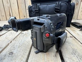 CÁMARA SONY CCD‑TRV57E HANDYCAM + ACCESORIOS