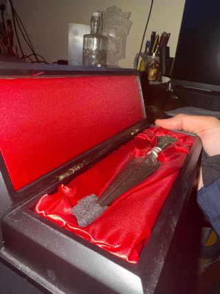 Daga Bellatrix Lestrange Caja Terciopelo