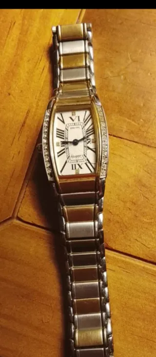 Reloj Mujer Elegante Oro y Plata