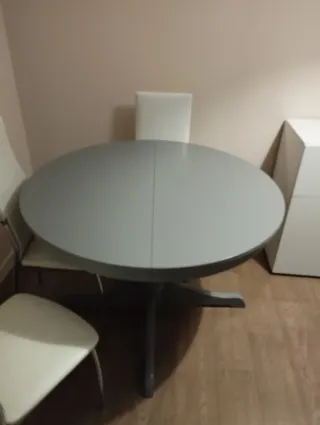 Tavolo da pranzo in legno massello laccato grigio