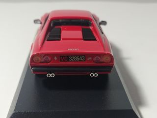 Ferrari 308GTB a escala 1:43 (Best Model)