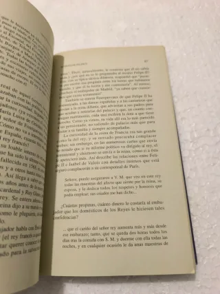 Vida íntima de los Austria (Clío) (Spanish Ed...