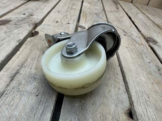 RUEDA GIRATORIA AFO 8CM CON FRENO