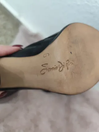 Botas altas de cuero negro de diseñador