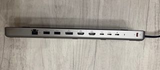 Concentrador hub Satechi para MacBook