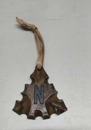 Adorno Navideño. Para colgar. Letra "N" de Navidad