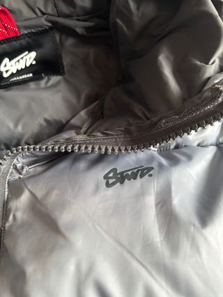 Cazadora acolchada Pull&Bear gris