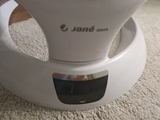 Hamaca bebé electrónica con movimiento Moon Jané