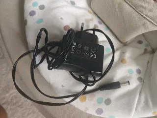 Hamaca bebé electrónica con movimiento Moon Jané