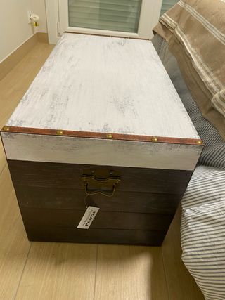 Baule in legno e pelle in stile vintage