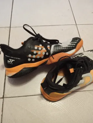 Zapatillas Bullpadel Juan Tello Negro Naranja