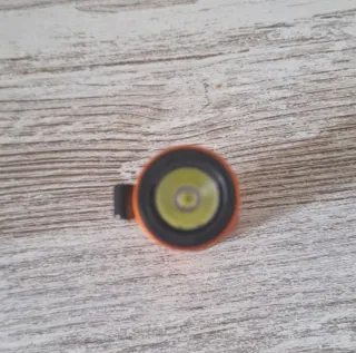 Linterna Olight Baton 3 Pro Naranja
