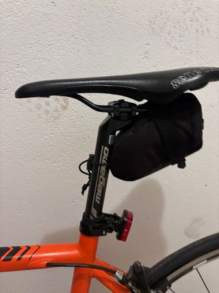 Bicicleta de carretera Megamo R10Naranja