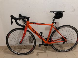 Bicicleta de carretera Megamo R10Naranja