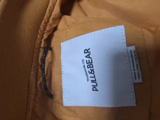 Chaqueta bomber Pull&Bear naranja