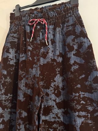 Pantaloni palazzo denim blu e cioccolato