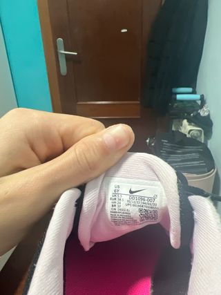 Zapatillas Nike Negras y Rosas