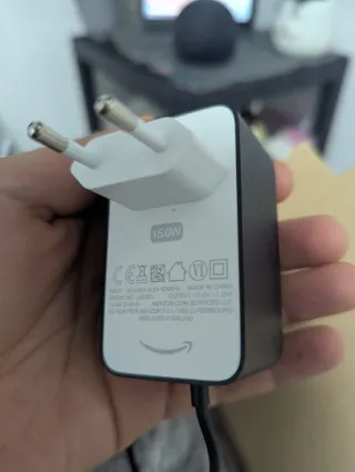 Echo Spot Ultima Gen con Schermo - Altoparlante Alexa