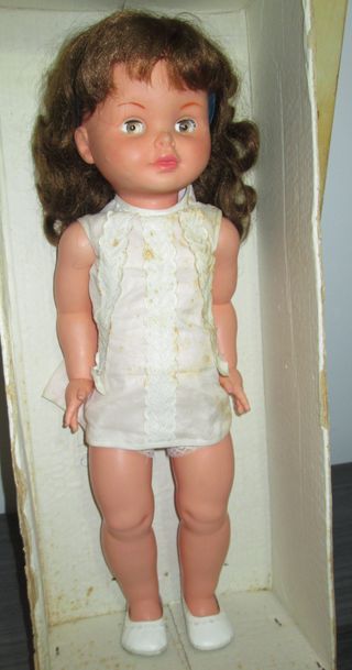 muñeca SABELA HABLADORA Famosa, con caja, años 60