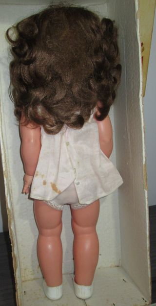 muñeca SABELA HABLADORA Famosa, con caja, años 60