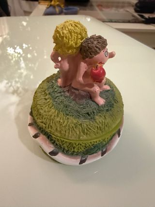 Cajita cerámica Adán y Eva