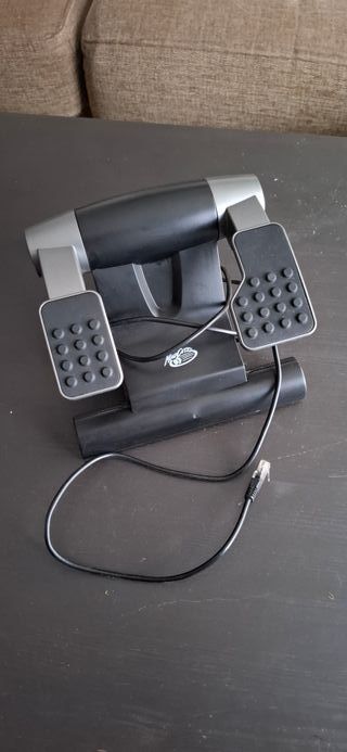 Volante y pedales Mad Catz Xbox