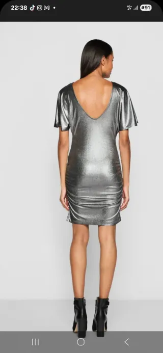 Vestido Boss plateado fiesta