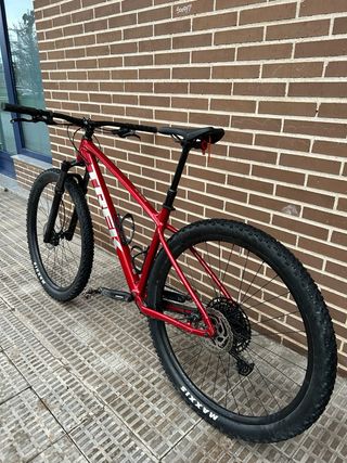 Bicicleta Trek Marlin 8 Gen 3 del 2023