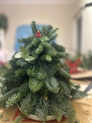 Mini Árbol de Navidad Verde y Rojo