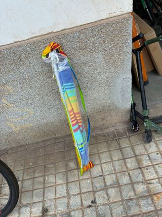 Sombrilla de playa colorida