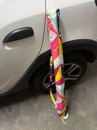 Sombrilla de playa colorida