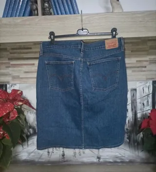 Falda Levi's vaquera botones