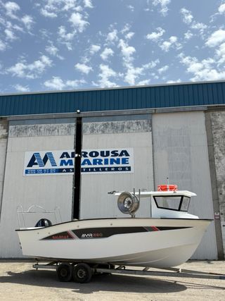 Barco 6,90m recreo/pesca