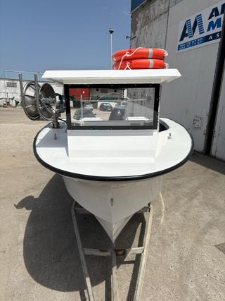 Barco 6,90m recreo/pesca