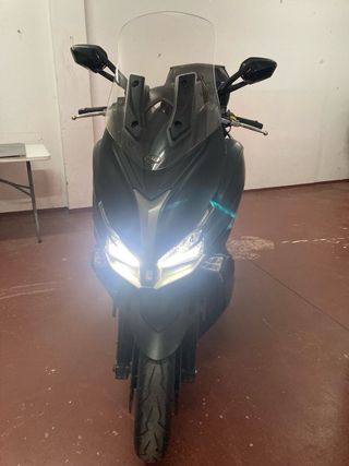 Kymco Xciting 400 Scooter