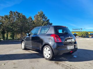 Suzuki Swift 2010