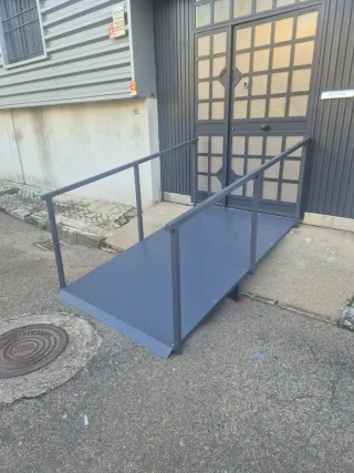 Rejas, barandillas y puertas metálicas