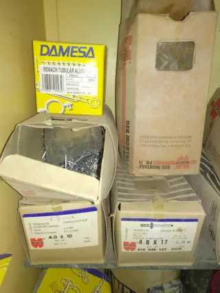 Lote de remaches Damesa y Würth