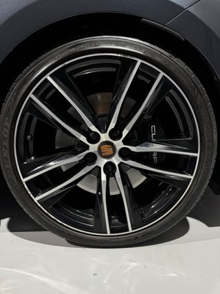 SEAT Leon Cupra ST 300 4Drive