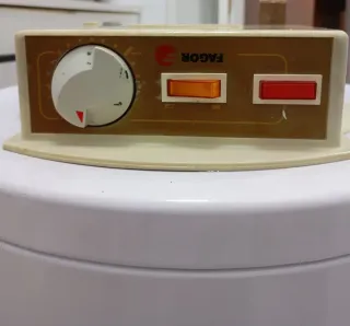 Termo de agua Fagor