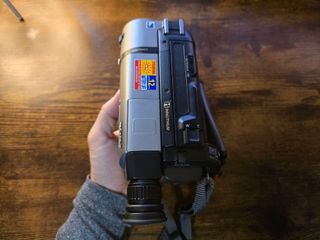 Videocámara Sony Hi8 TRV65E