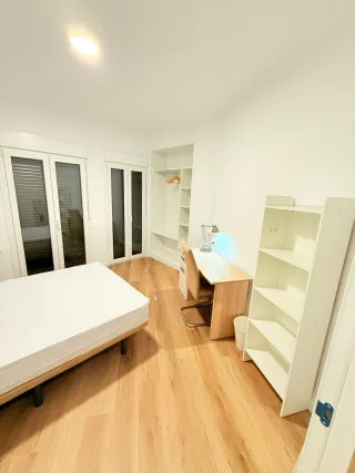 Alquiler habitaciones. Plaza Universidad  Segovia.