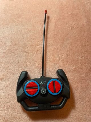 Coche RC  – Deportivo y perfecto para niños