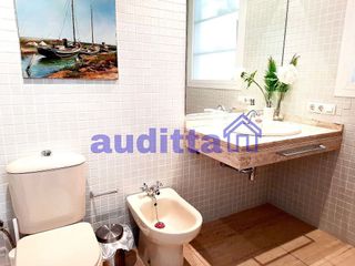 Piso en alquiler en Los Remedios en Sevilla