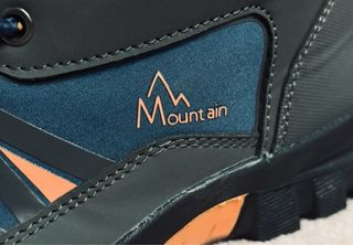 Botas de moto o montaña impermeables