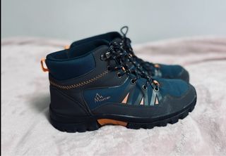 Botas de moto o montaña impermeables