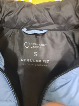 Cazadora acolchada azul claro Primark