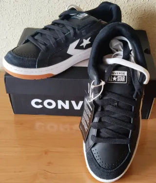 Talla 42 Converse Piel Negra y Blanca