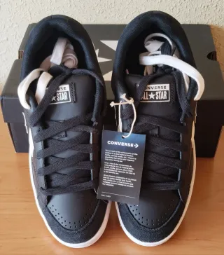 Talla 42 Converse Piel Negra y Blanca